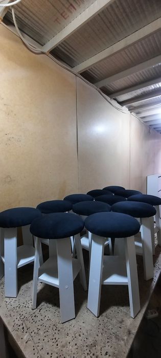 Продам круглые табуреты