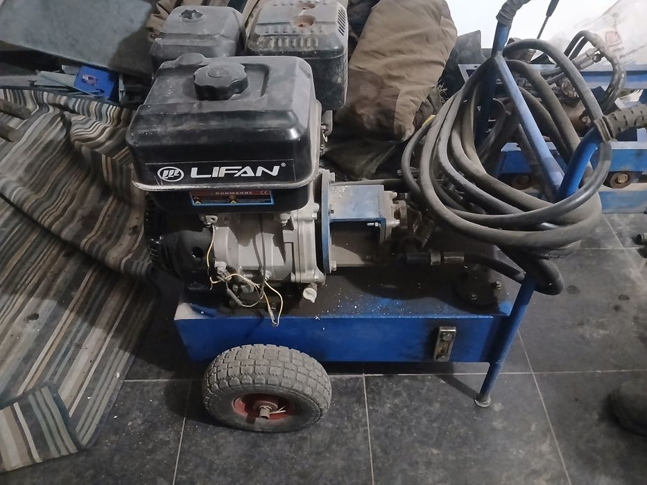 ГНБ-ГНП  горизонтальный прокольный станок