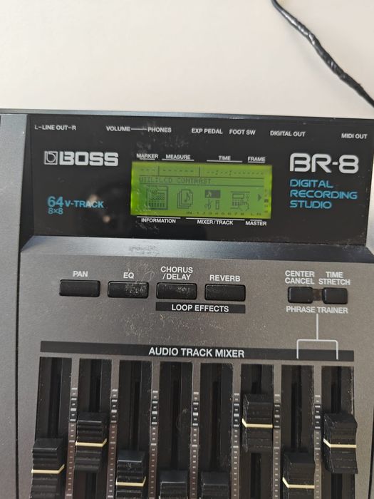 Mixer Boss multitracker digital cu 8 piste