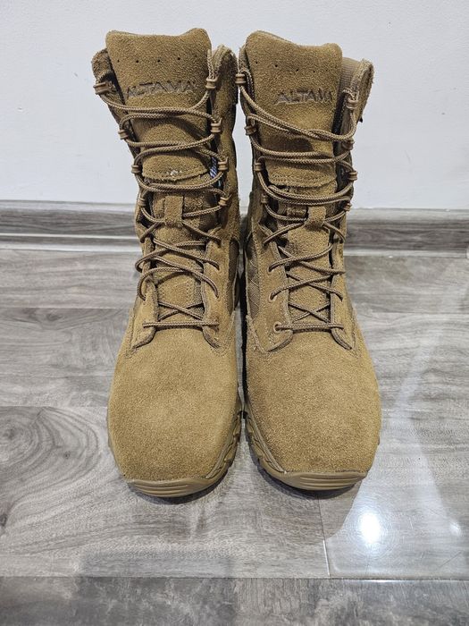 Bocanci militari americani Altama nr 39-40, dimensiune talpic 26 cm!