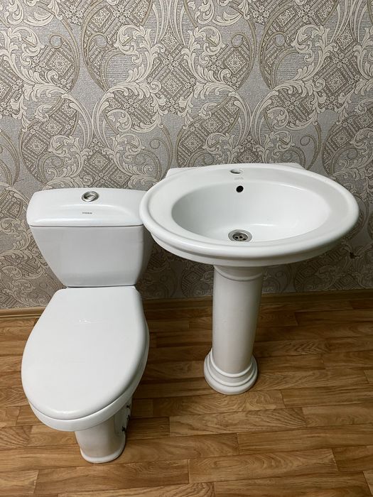 Продам унитаз и раковина