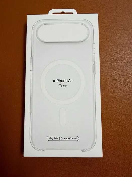 НОВ Apple iPhone AIR 256 GB Cloud White + оригинален MagSafe калъф и оригинално 20W зарядно