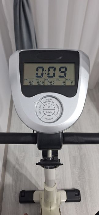 Vând Bicicletă Fitness