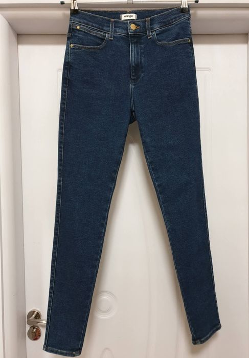 . Нови.  Дамски оригинални  дънки.  Wrangler HIGH  RISE SKINNY.
