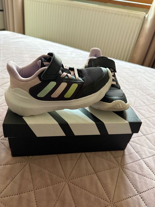 Adidas детски маратонки