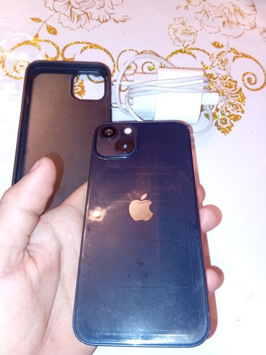 Айфон 13 сатылады