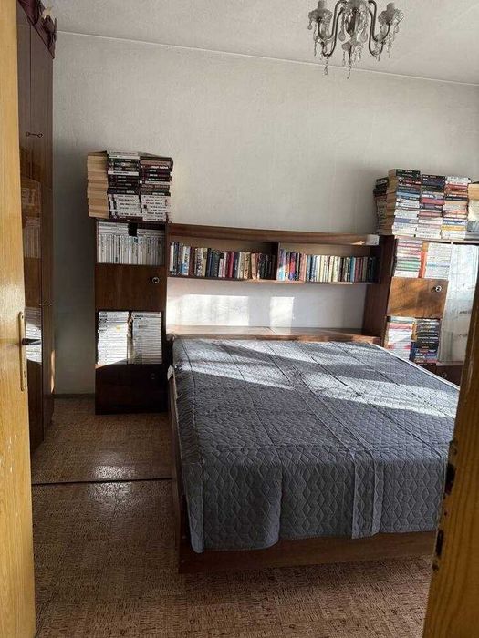 Тристаен апартамент кв. Център