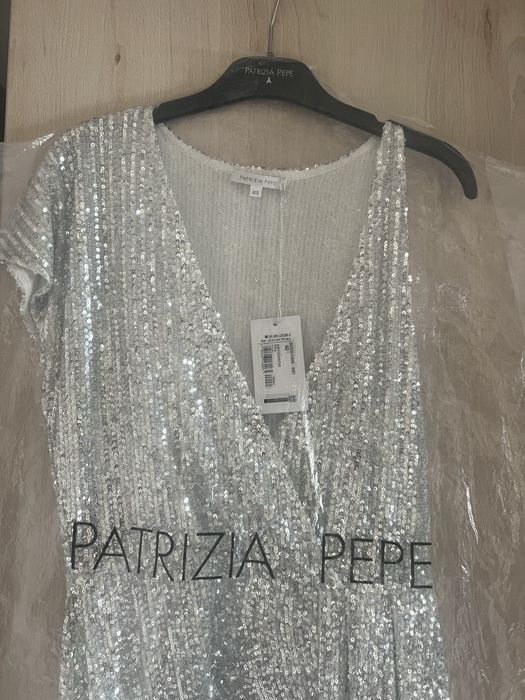 Сребърна паетена рокля Patrizia Pepe