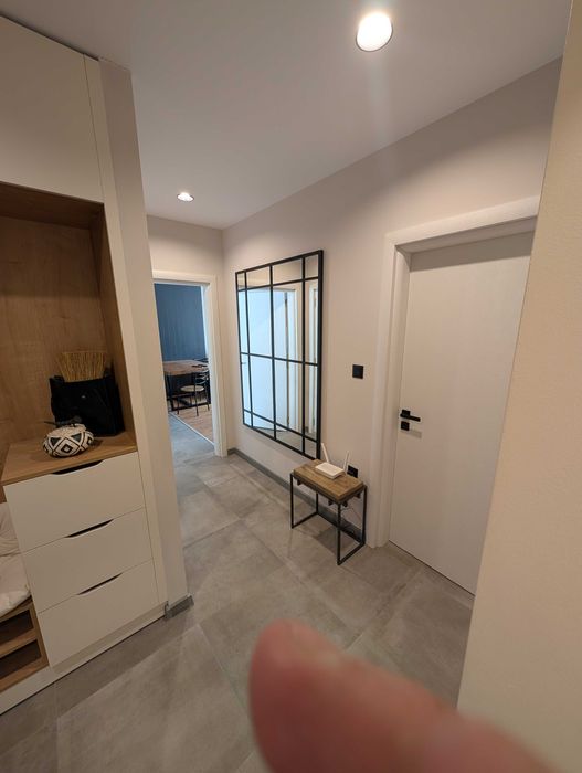 3 стаен под наем Винс