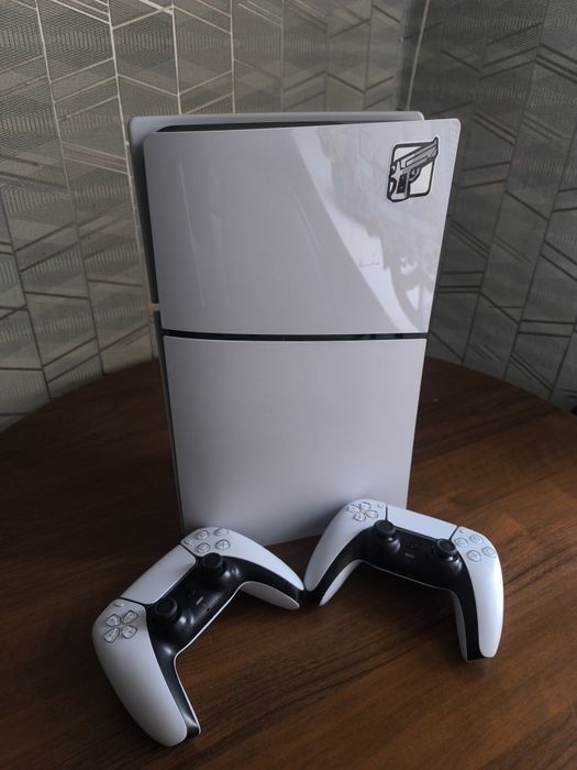 Продам Playstation 5 slim