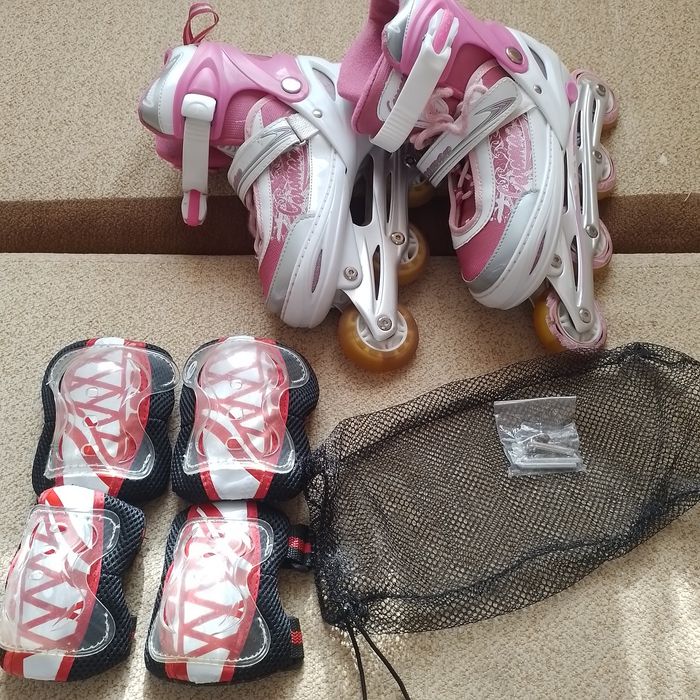 Ролики для девочек! Caroman! В хорошем состоянии!