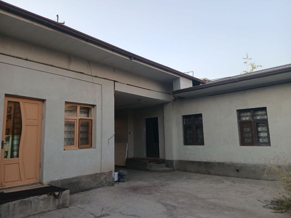 Бектемир, участок 8 соток, 6 комнат