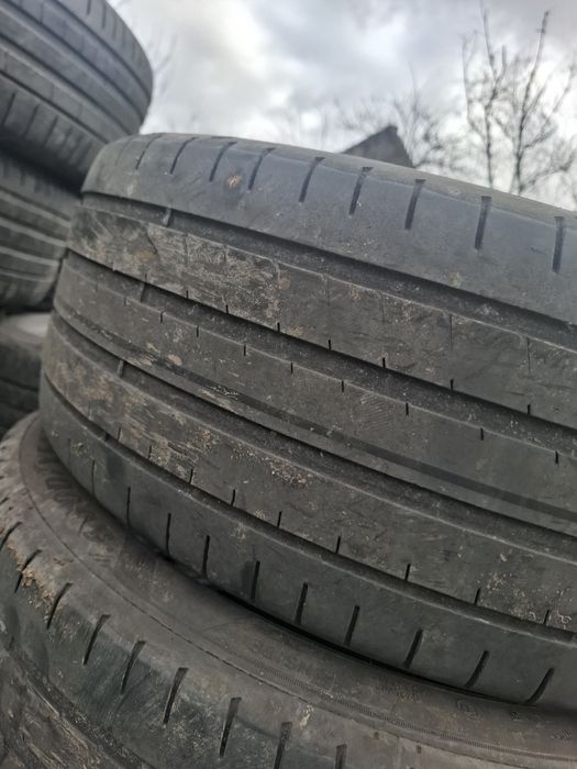 Vand set 4 anvelope 225 40 18 goodyear bune de vara dot 2023