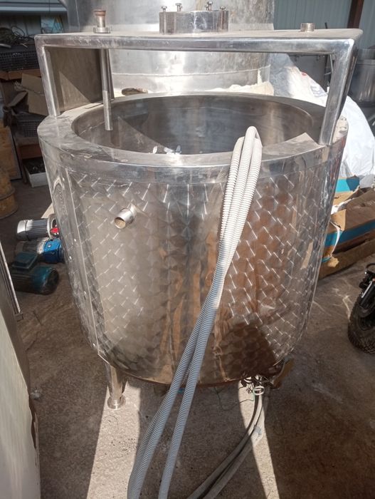 Сатылымда бар 300 обьем