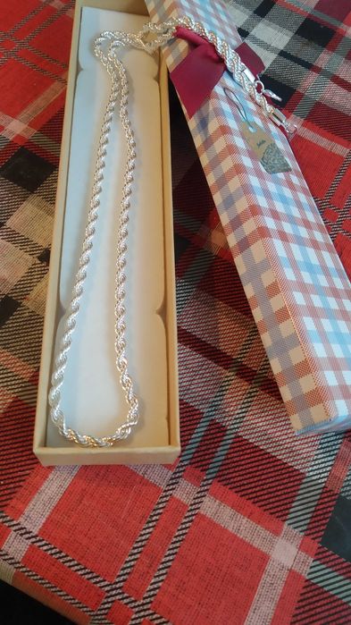 Масивен сребърен ланец, масивна сребърна гривна. В кутия
