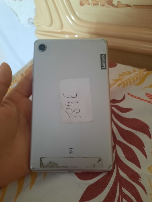 Продам планшет срочно