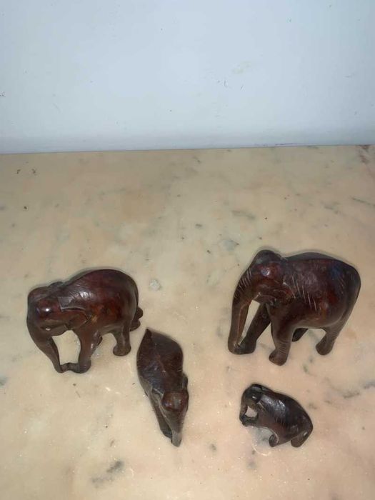 Set de patru elefantii din lemn sculptat decor