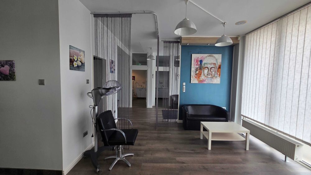 Inchiriez spatiu comercial 69 mp, Cluj-Napoca, Manastur