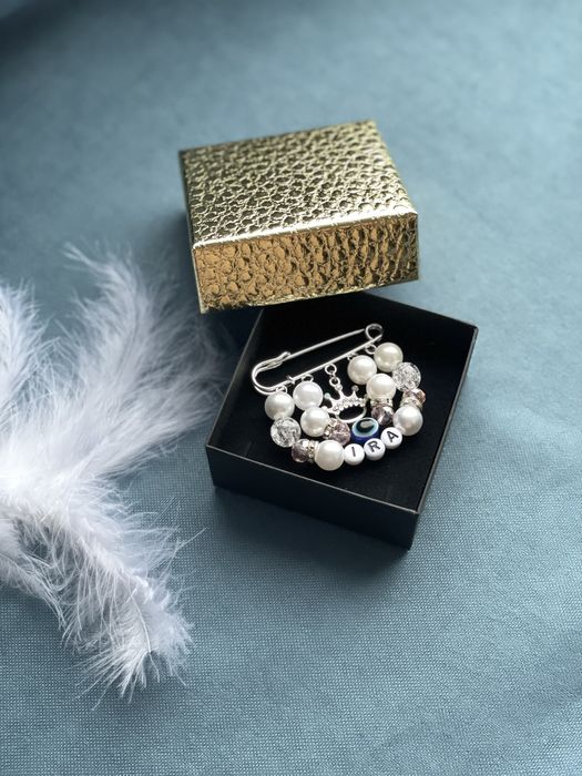 Именная булавка