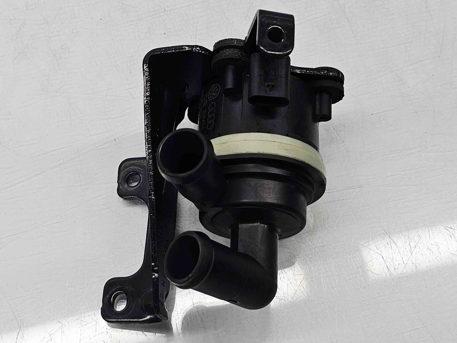 Pompa recirculare apa Audi A4 (8K2, B8.5) Facelift [Fabr 2008-2015] 5N