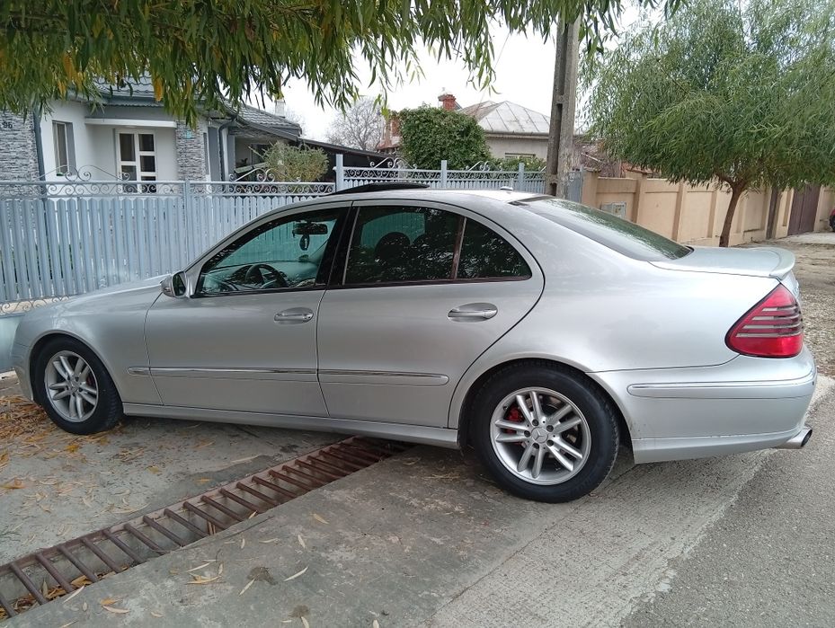 Vând Mercedes W211 2.2cdi