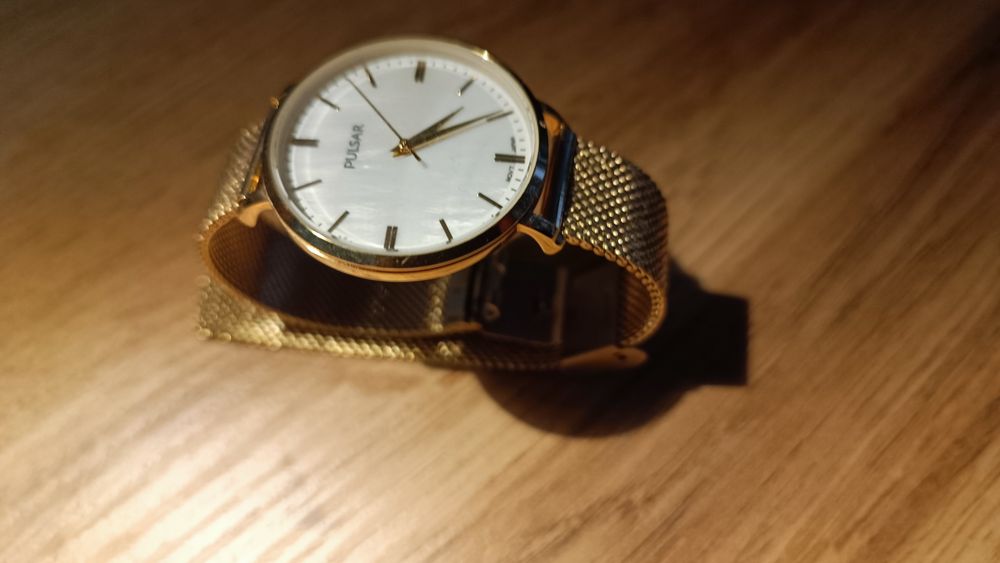 Ceas de dama nou nout,model deosebit