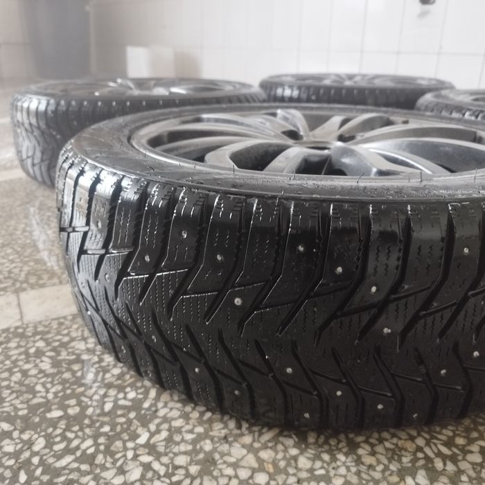 Продам 15 калёса на зимней резина