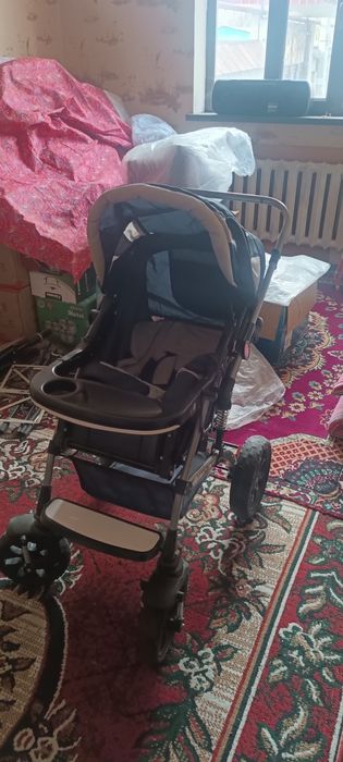 Продаю детскую коляску