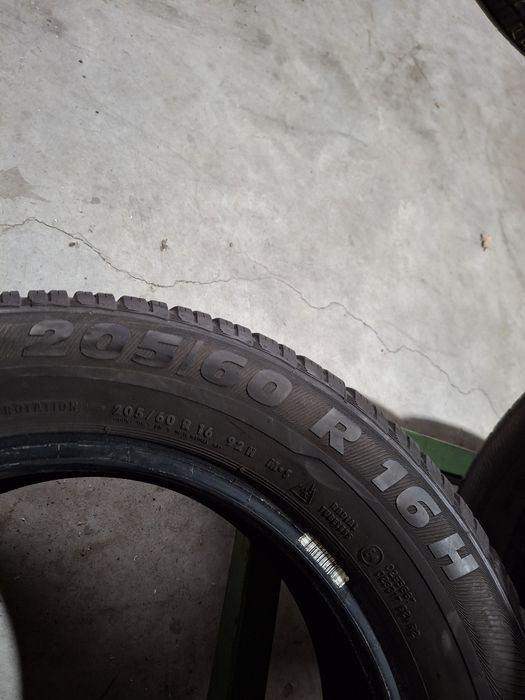 4 Anvelope de iarnă 205 60 r16 Semperit