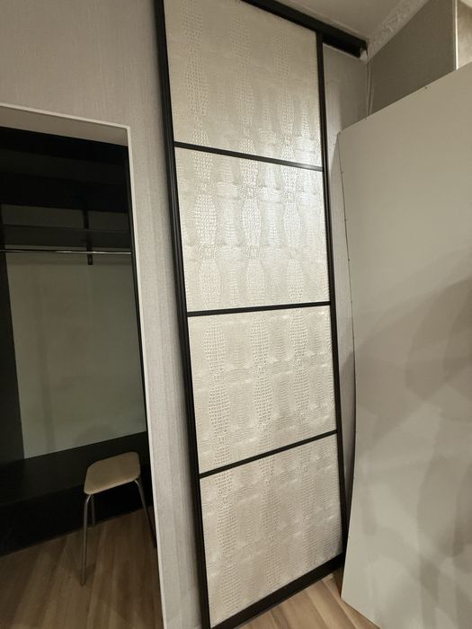 Двери б/у продам