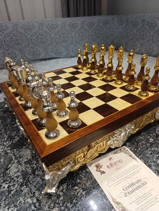 Продам шахматы элитные от итальянского производителя ITALAFAMA