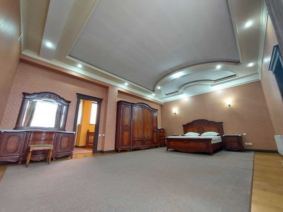 В аренду дом ( Офис , Дет сад ) ул Саломатина