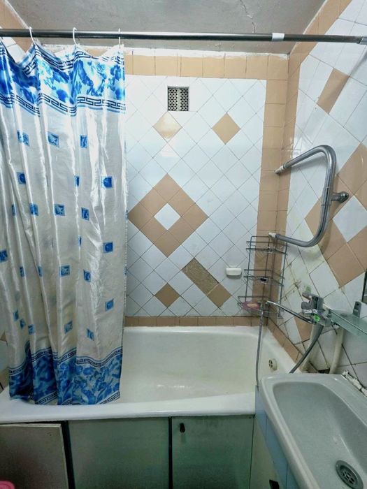 Сдам квартиру на башлыке 1 комнатная за 300