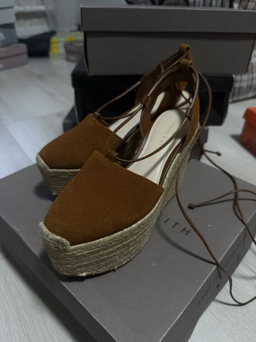 Продам обувь Charles&keith, 35 размер