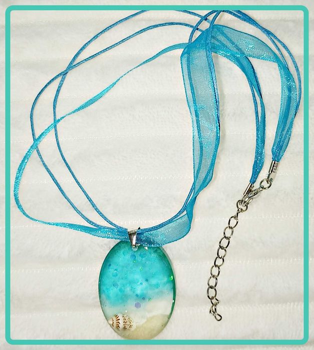 Уникални 3D морски колиета - ръчна изработка - епоксидна смола - море