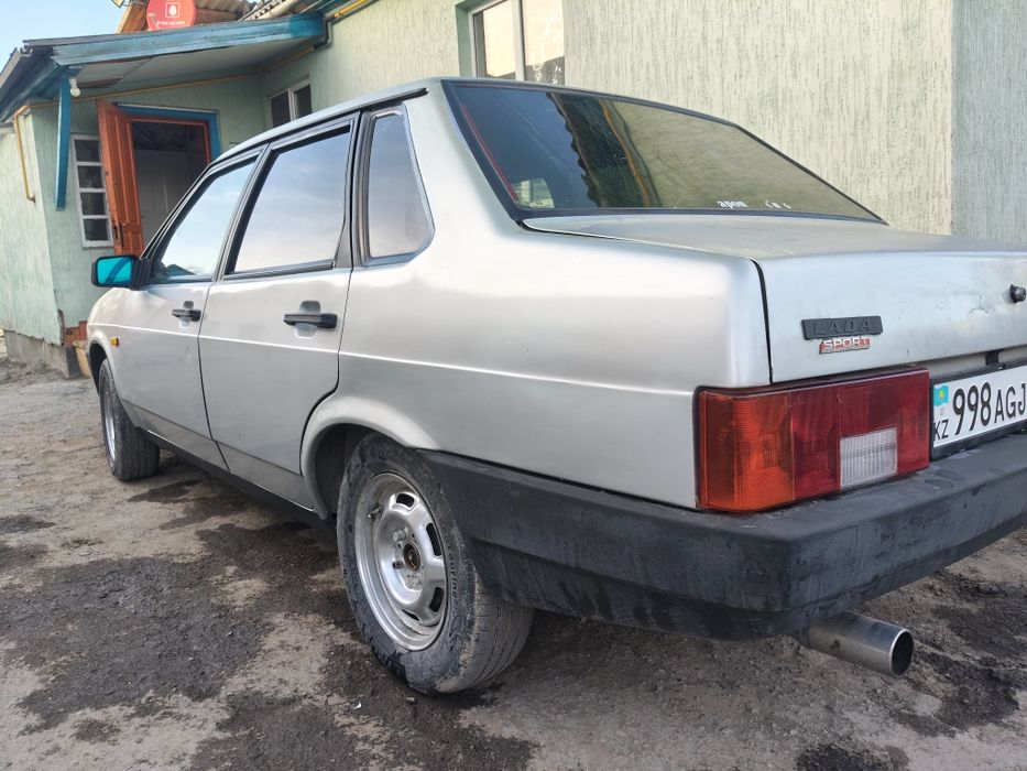 продам ваз  21099