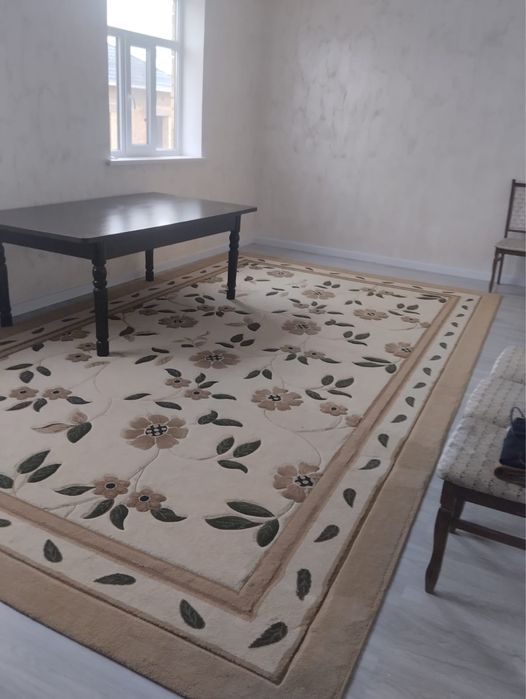 Ковер, кілем.