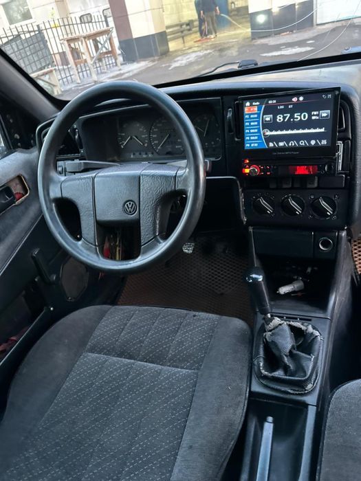 Пассат, 1191 года, 1,8 бензин