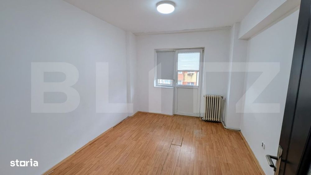 Apartament 3 camere, 67 mp, zona Cetate