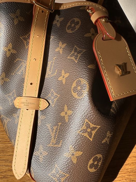 Продам сумку Carryall