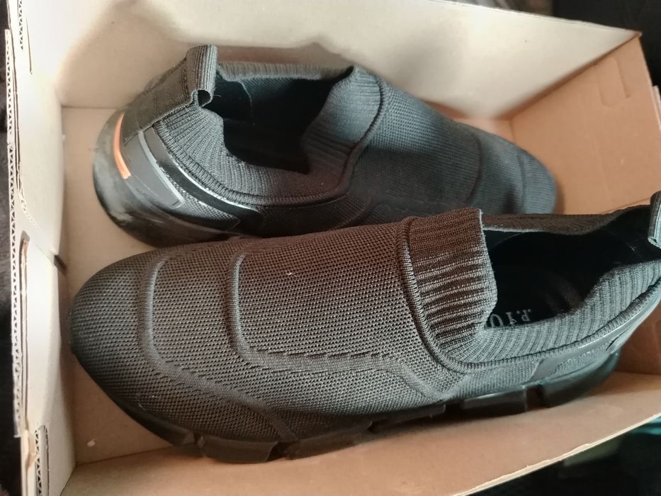 Макасини сатылады