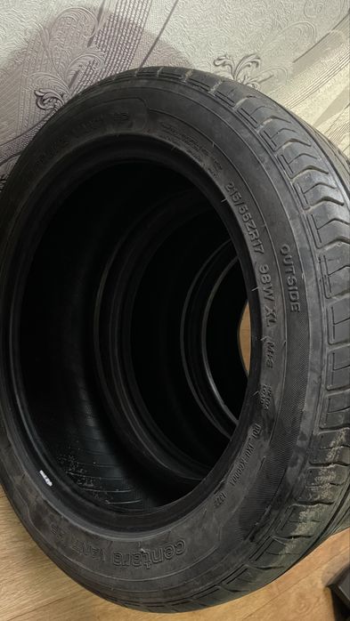 Продам комлект 215/55ZR17 летние