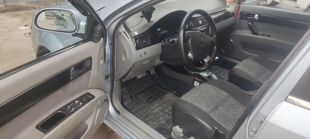 Ласетти сотилади 20011