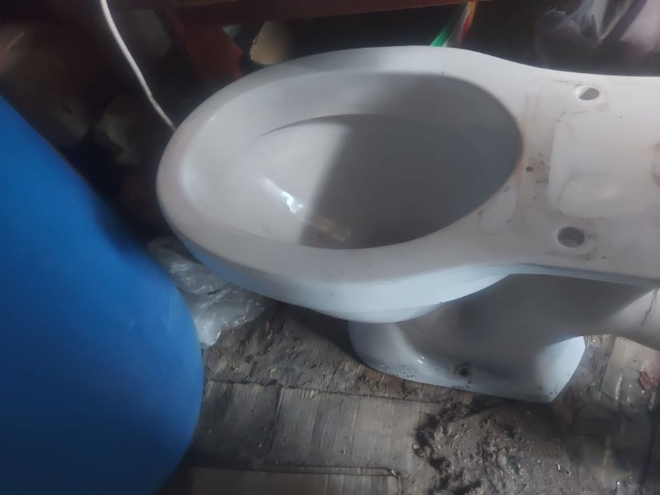 Продам унитаз