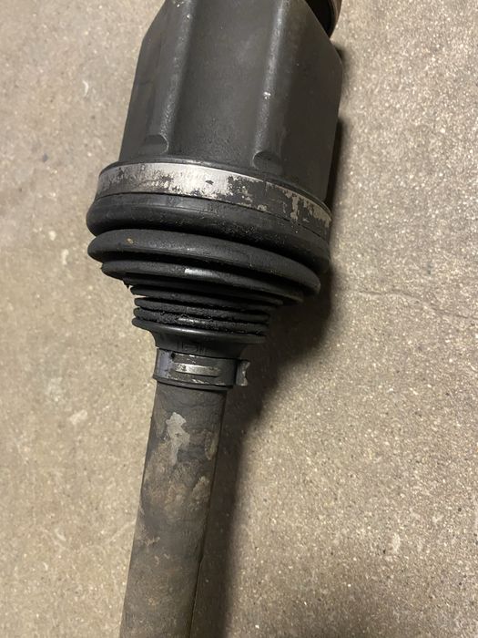 Полуоска дълга (дясна) за Форд Торнео Конект 2004