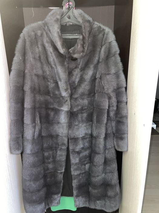 Норковая шуба, цвета графит