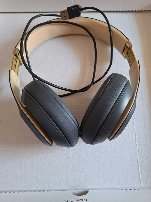Casti audio wireless