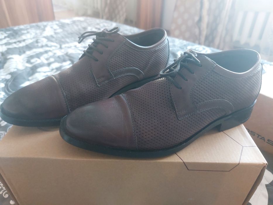 Продам ботильоны новые р-р 37