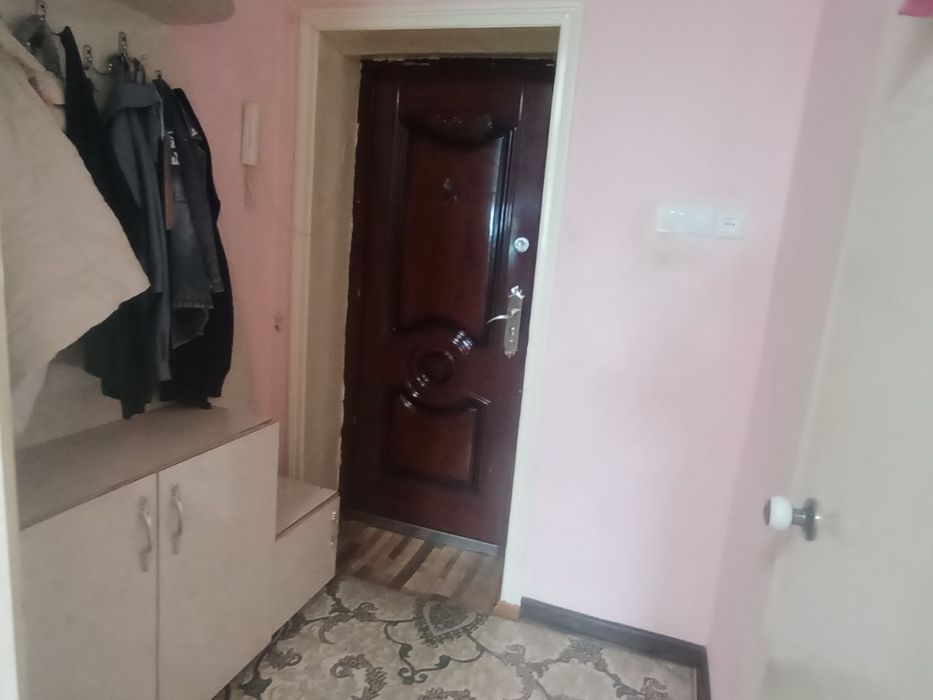 Uy sotiladi sharoitlari bor