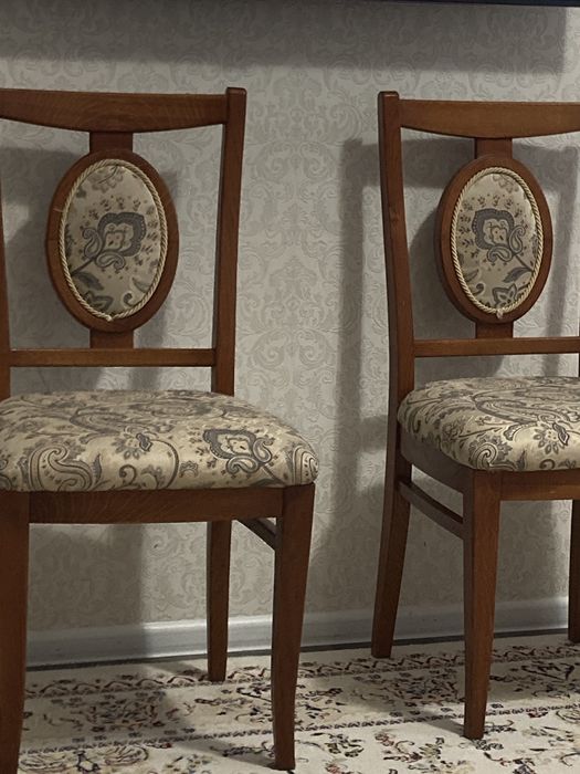 Продам стол со стульями